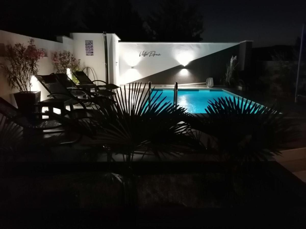 Elena Villa Pomer Exterior photo