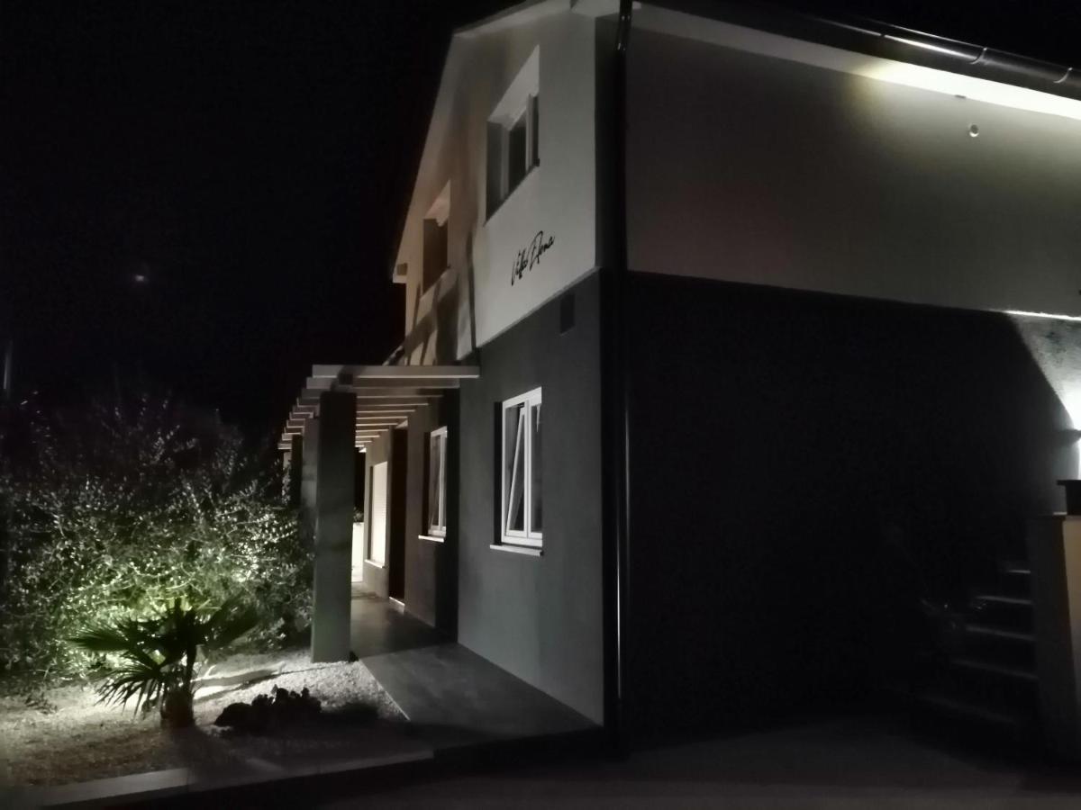 Elena Villa Pomer Exterior photo